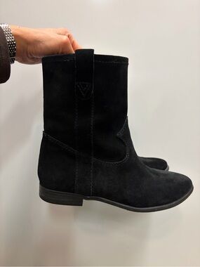 Vince Camuto Black Suede Ankle Boos. Size 8